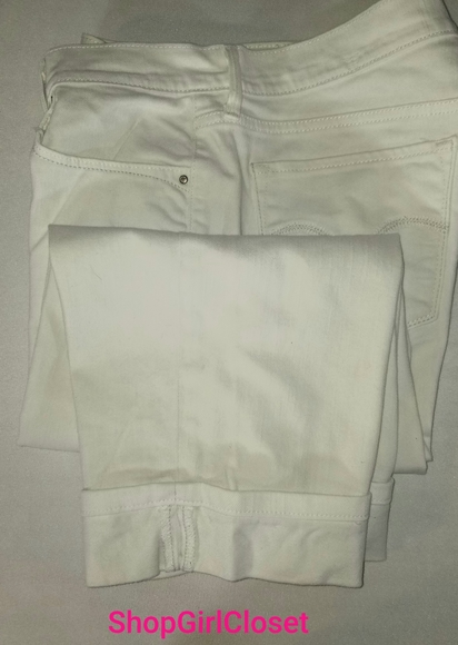 Levi 515 Capri jean...white...Size 12